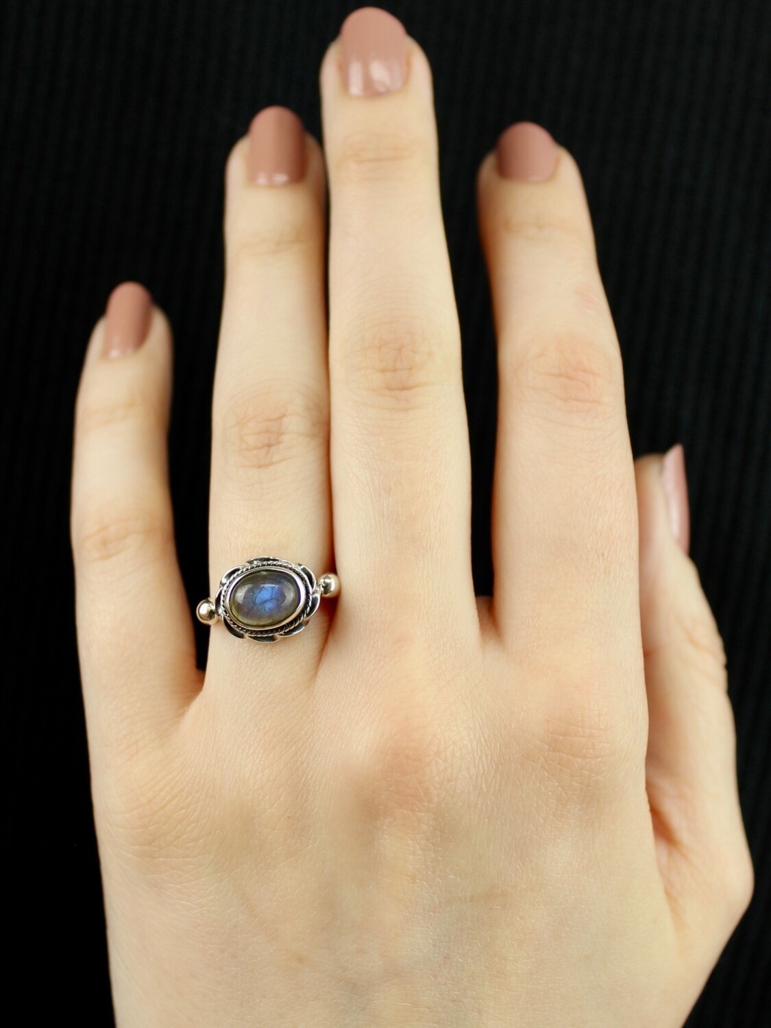 SIZE 6 - Sterling Silver Oval Labradorite Ring - RIG6104