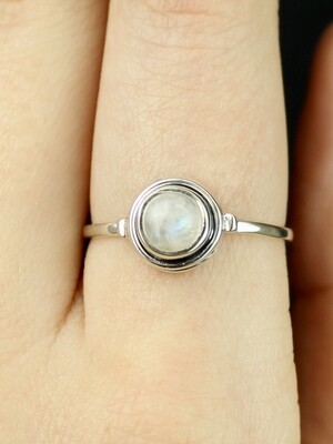 SIZE 10 - Sterling Silver Little Round Rainbow Moonstone Ring - RIG10105