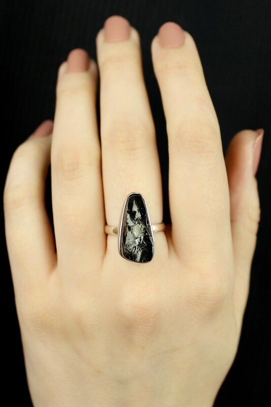 SIZE 7 - Sterling Silver Shungite Ring - RIG7117