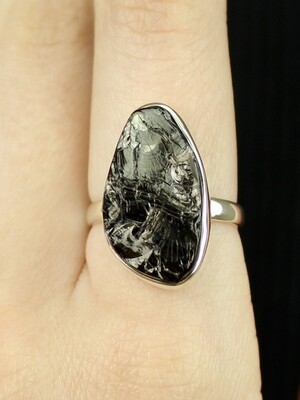 SIZE 8 - Sterling Silver Shungite Ring - RIG8110