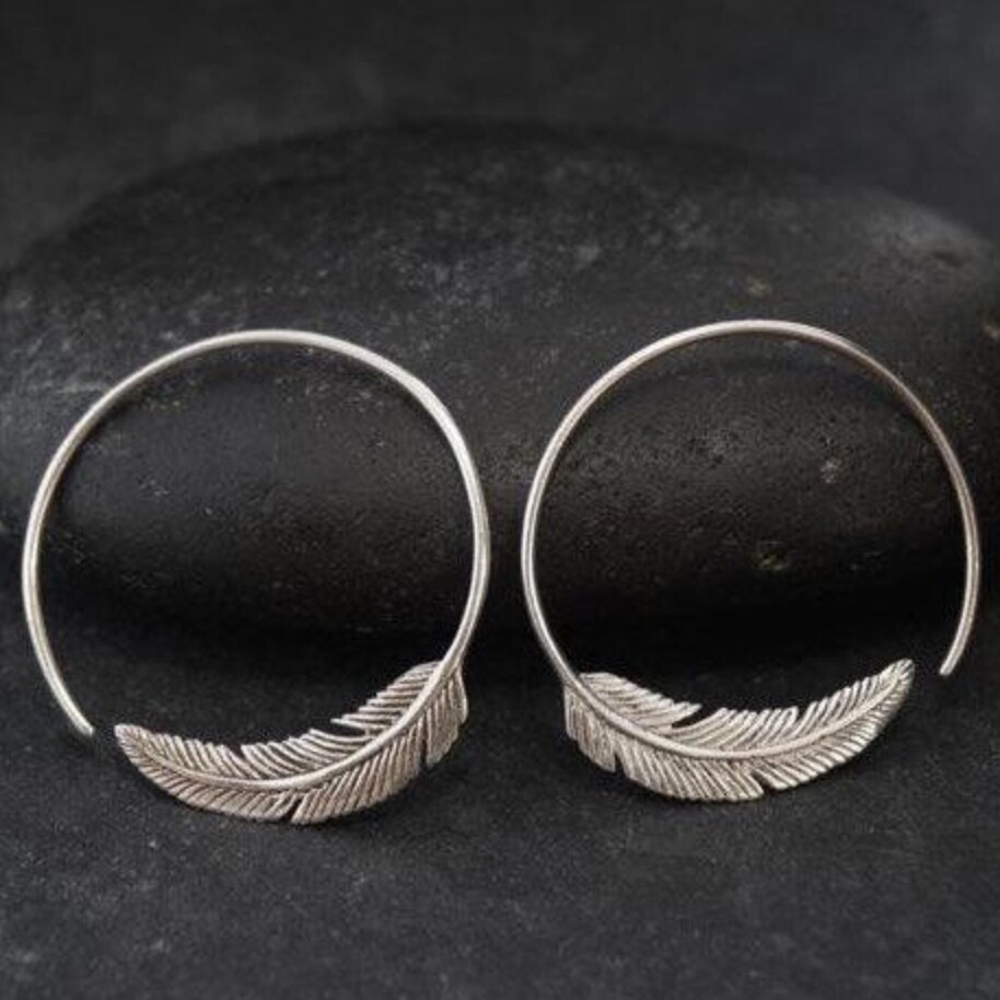 Tula Feather Hoops in Sterling Silver - IBE96