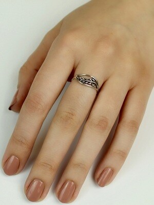 Sterling Silver Leaf Ring - RW2108