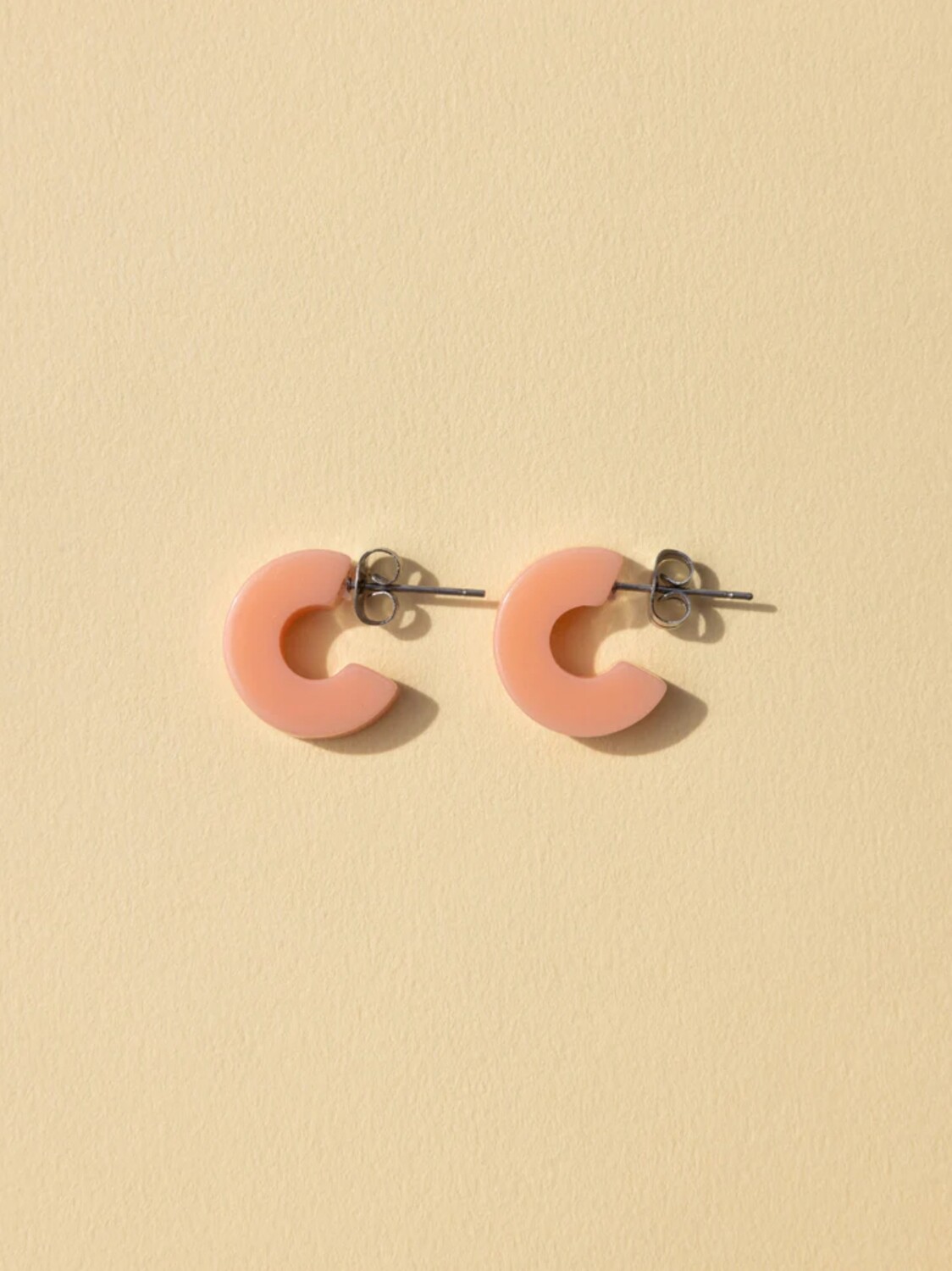 Mali Acetate Hoop Earrings - Peach