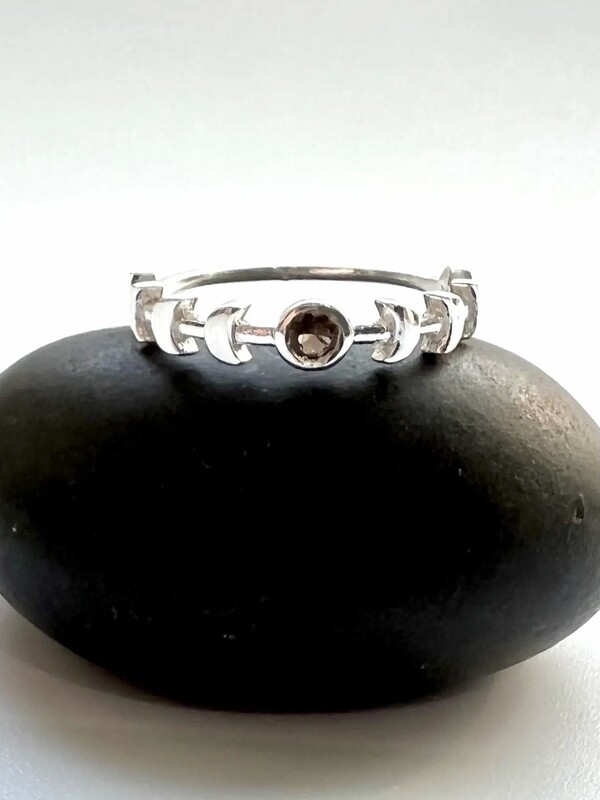 Sterling Silver &amp; Smoky Quartz Moon Band - RB61
