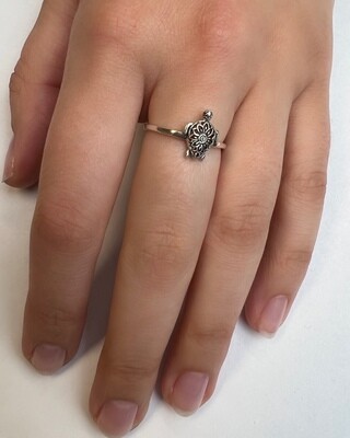 Sterling Silver Filigree Turtle Ring - RW2292