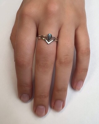 Sterling Silver Labradorite Chevron Band - RB43