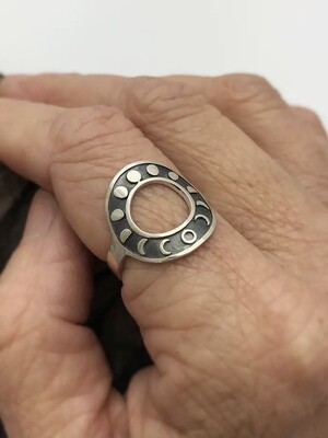 Sterling Silver Moon Phases Circle Ring - NR88