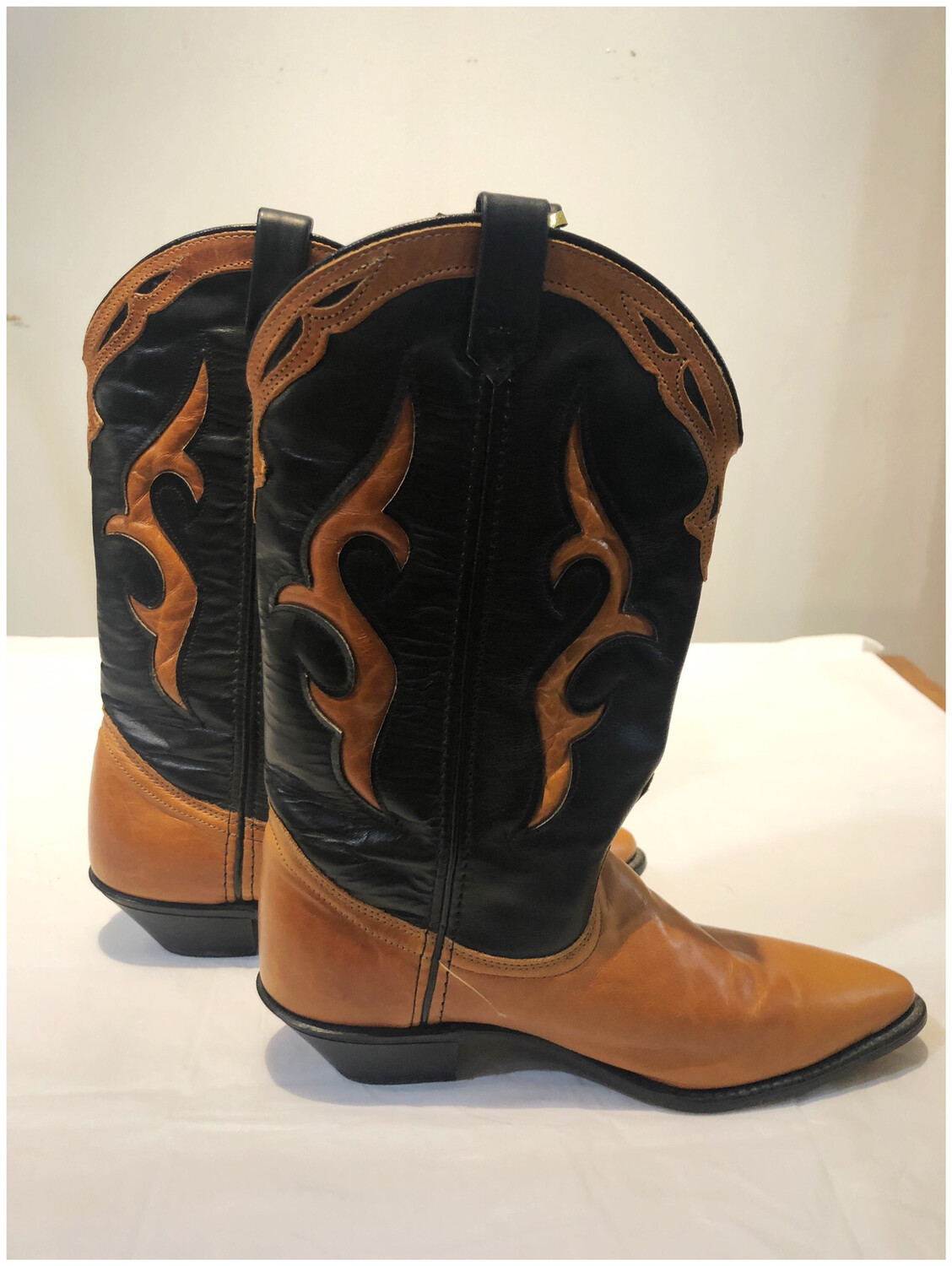 vintage dingo cowboy boots