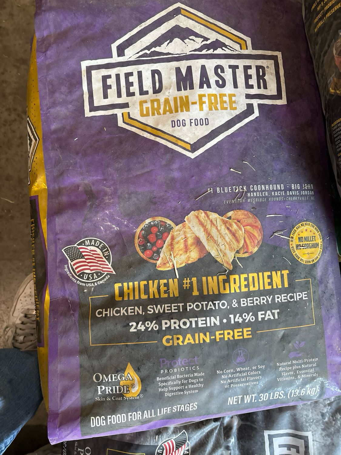 Field Master Chicken Sweet Potato Berry 30lb 