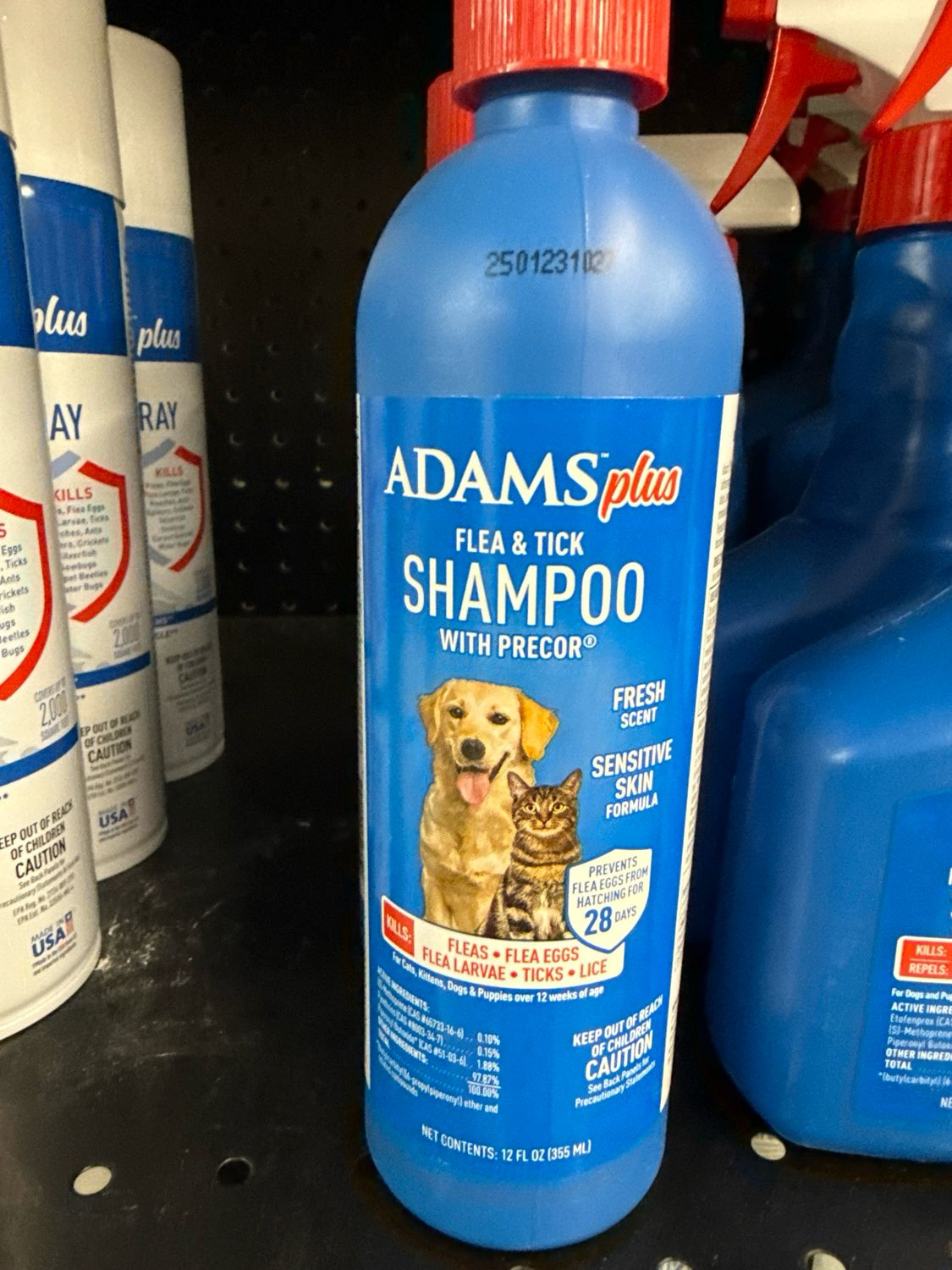 Adams Plus Flea and Tick Shampoo 