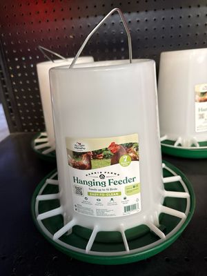 Free Range Hanging Feeder 7lb 4226