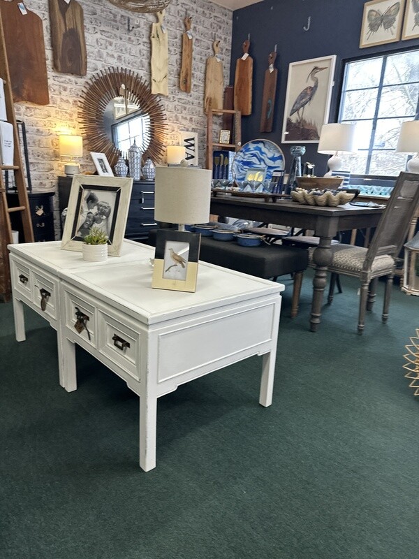 Set Campaign End Tables (Old White)