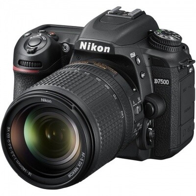 Cámara Nikon D7500 con Lente 18-140mm