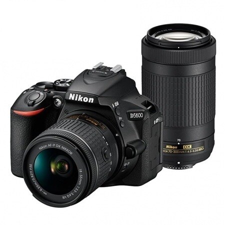 Cámara Nikon D5600, 24MP, Lente 18-55 VR + 70-300 Kit, Wifi, reflex profesional