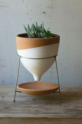 Lg White Dipped Terracotta Funnel Planter w/Wire Base