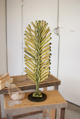 Green Recycled Wood Tabletop Leaf Decor With Base Green Recycled Wood Tabletop Leaf Decor With Base