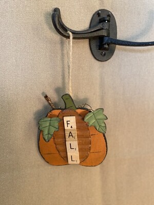 Natural Fall Pumpkin Small Wall Plaque 4.5&quot;L x 4.75&quot;H