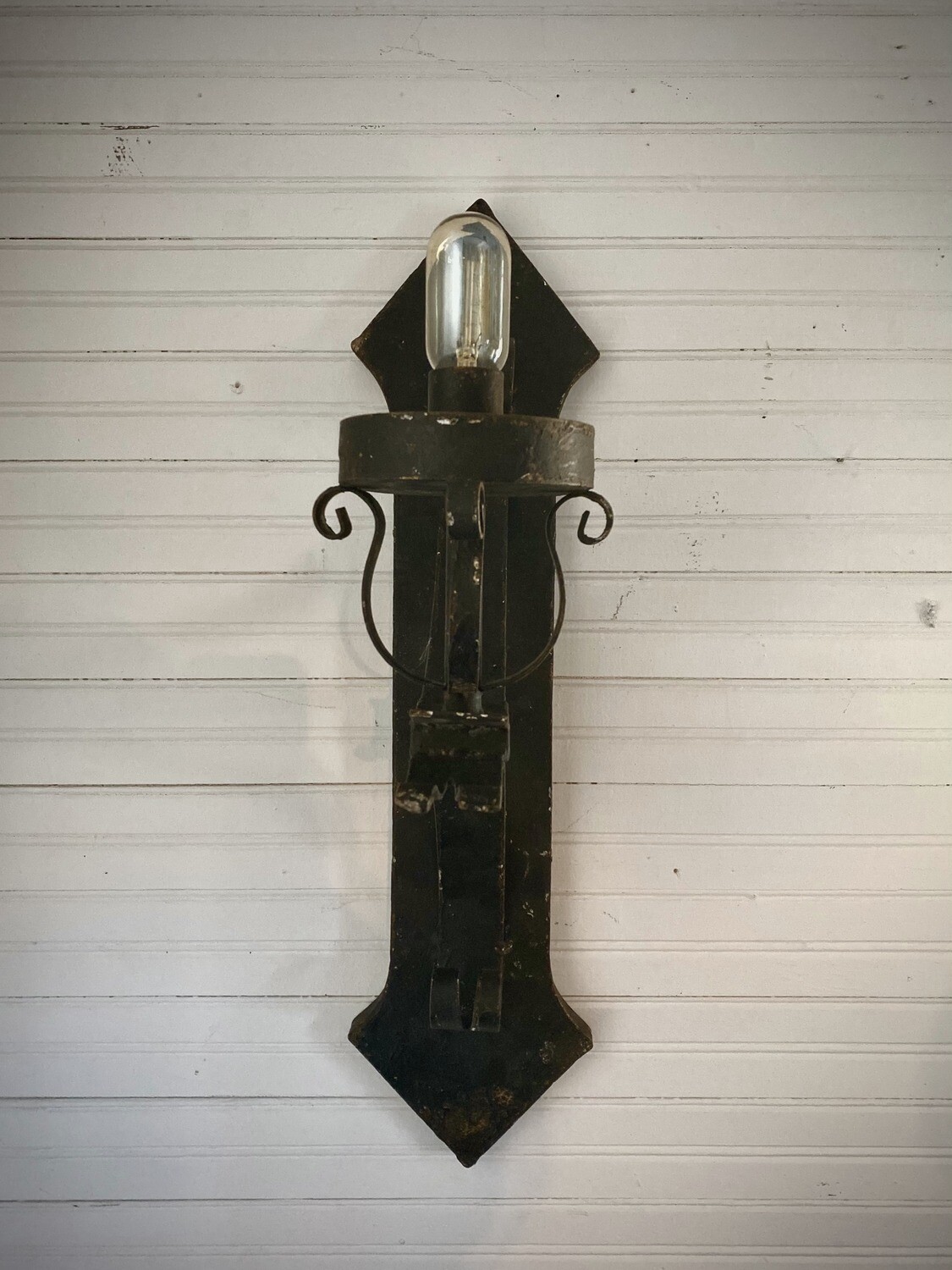 Garrett Sconce