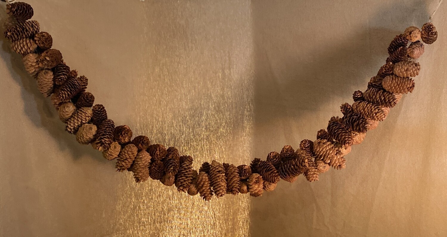 Natural Pinecone Garland Natural Pinecone Garland