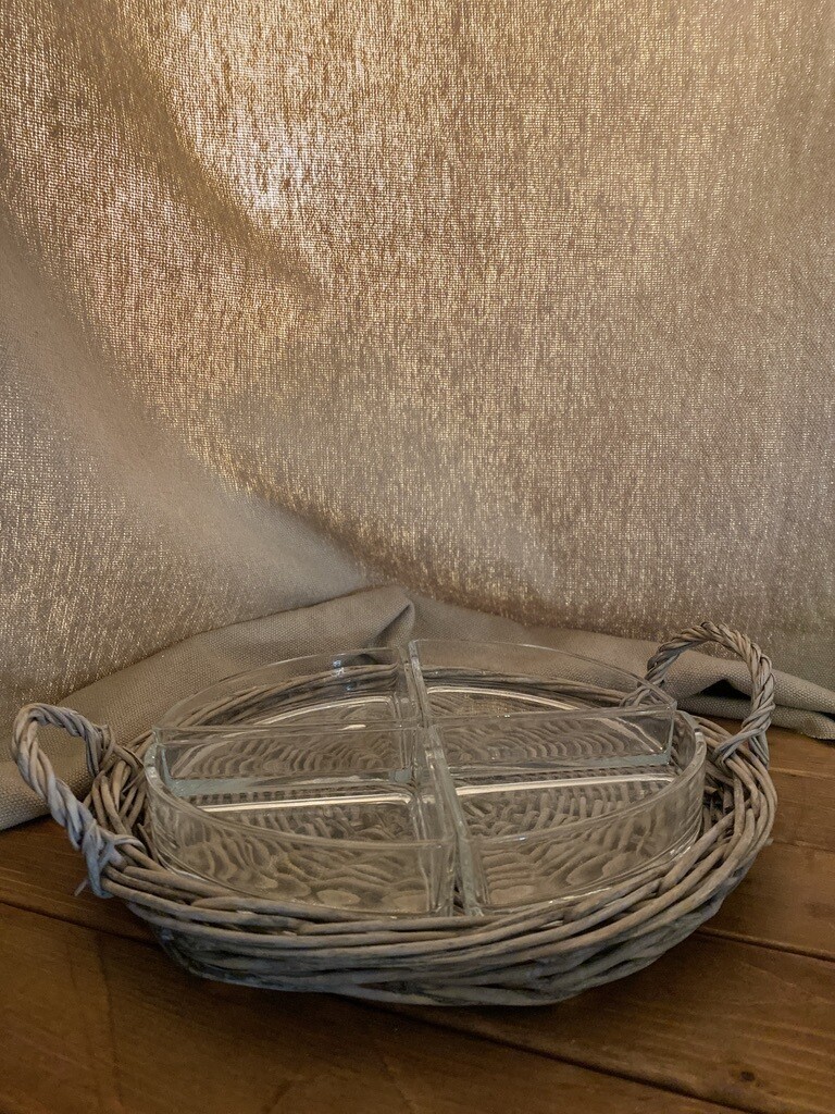 Natural Willow Divided Tray