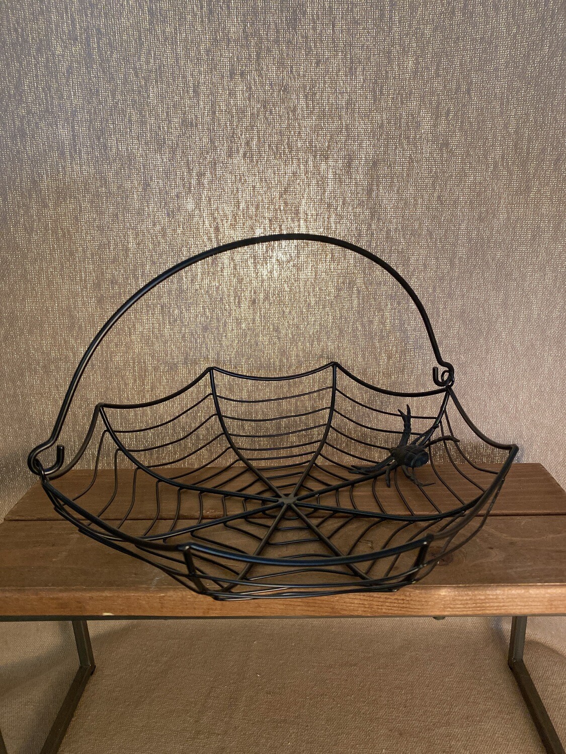 Black Spider Web Bowl w/Handle