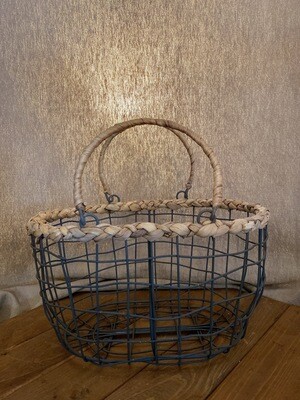 Oval Wire Basket w/Woven Handle - Sm