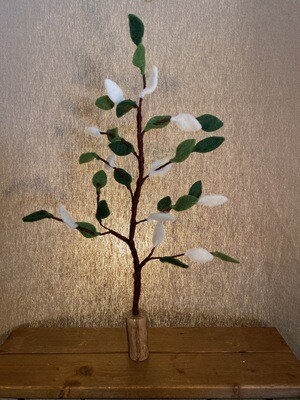 Felt Tree on Molded Resin - Lg Felt Tree on Molded Resin - Lg