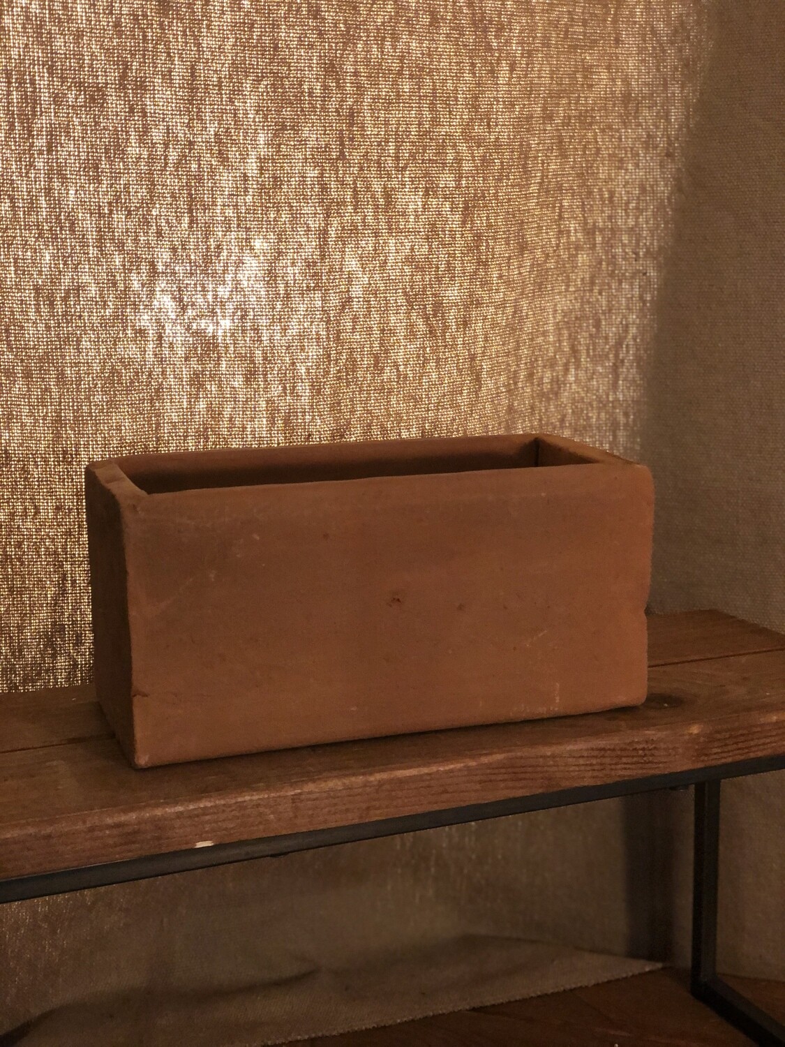 Natural Clay Riser Planter - Sm