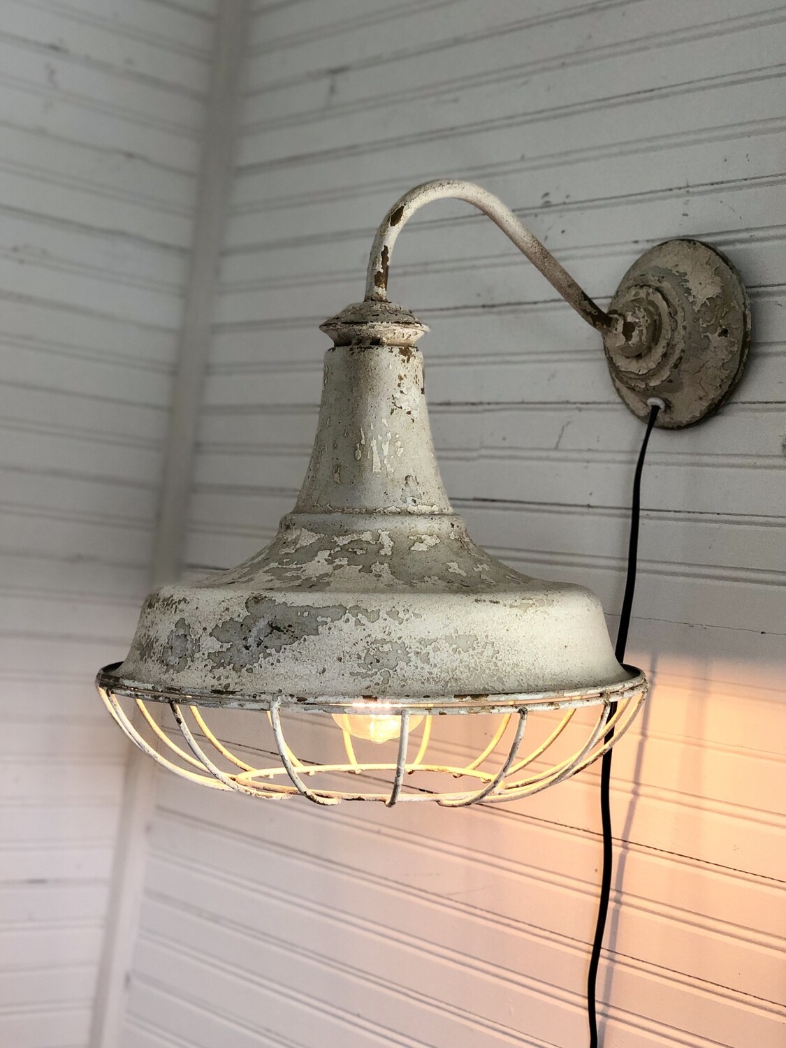 Wall Sconce Lamp w/Cage 14&quot;x 18&quot; x 16&quot;t