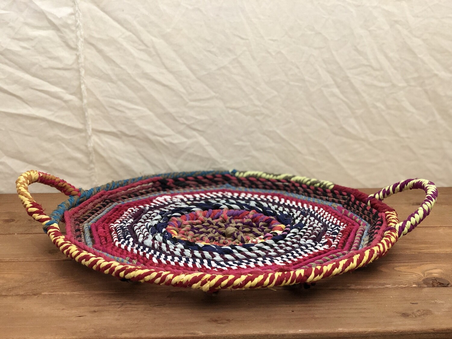Colored Jute Tray Round - Med