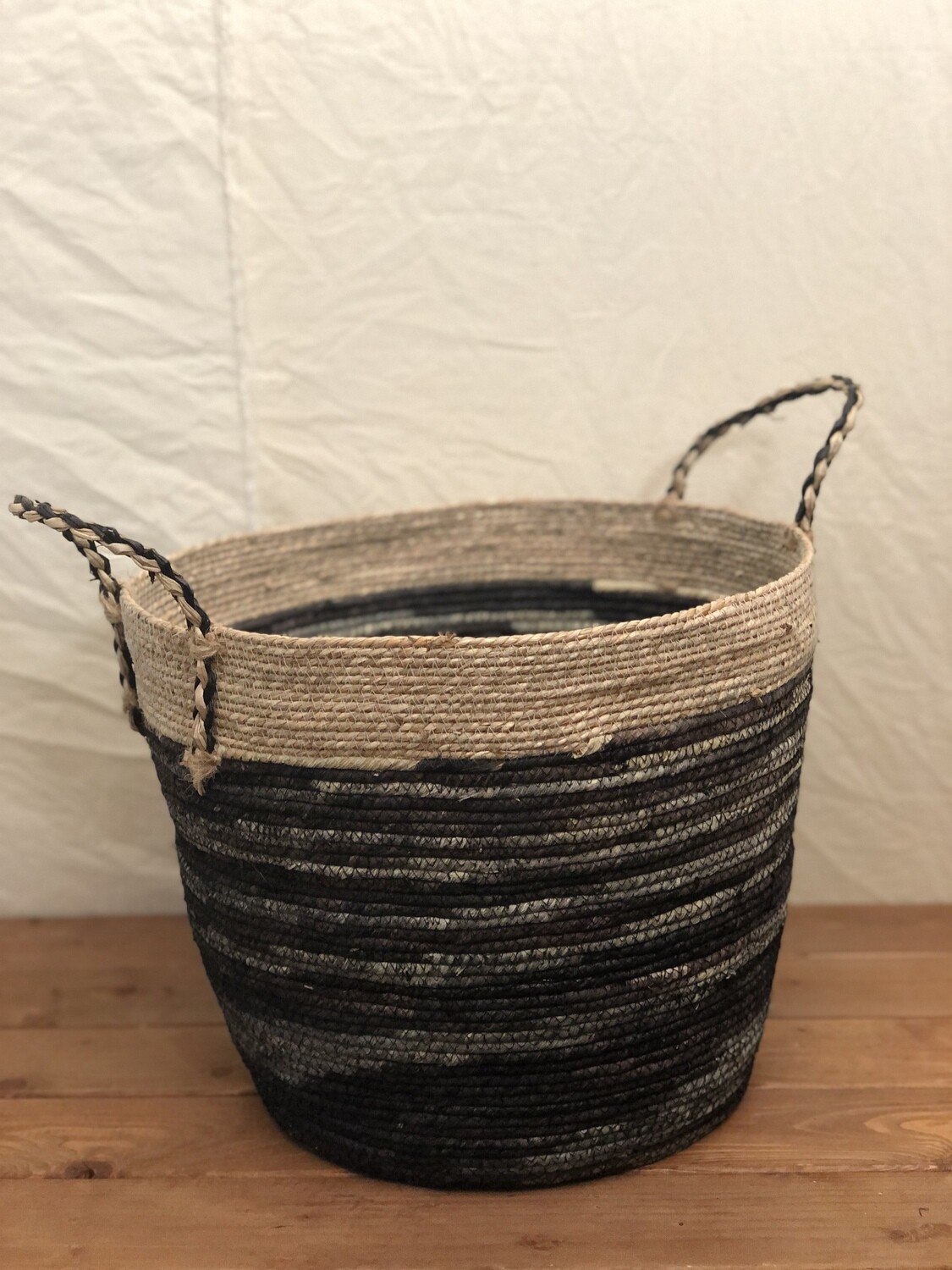 Black Jute Basket - Lg Black Jute Basket - Lg