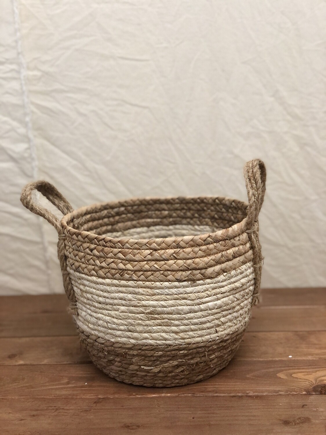 Cream/Tan Cornleaf Basket - Sm Cream/Tan Cornleaf Basket - Sm