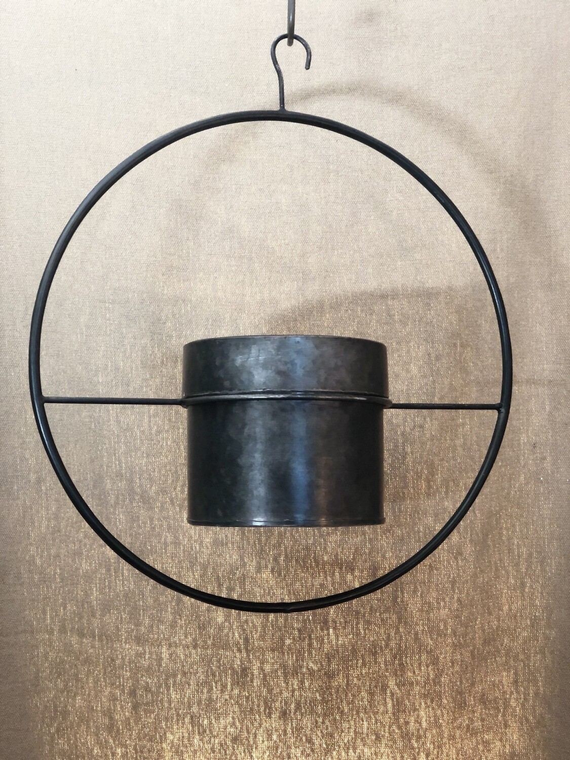 Black Hanging Planter Black Hanging Planter