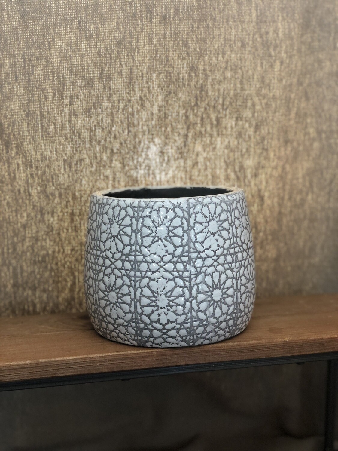White/Gray Terracotta Planter - Lg White/Gray Terracotta Planter - Lg
