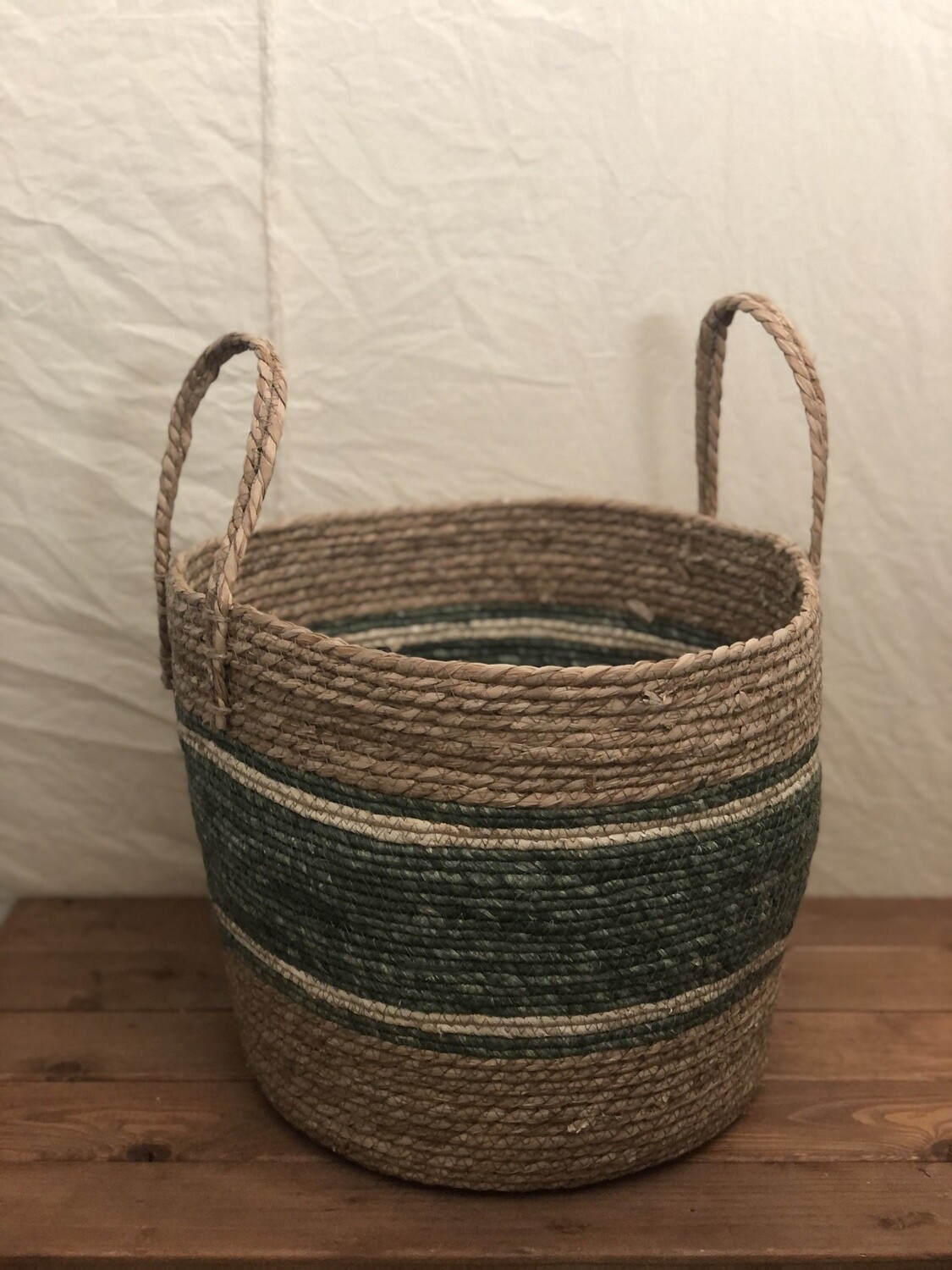 Green/Tan Cornleaf Basket - Lg Green/Tan Cornleaf Basket - Lg