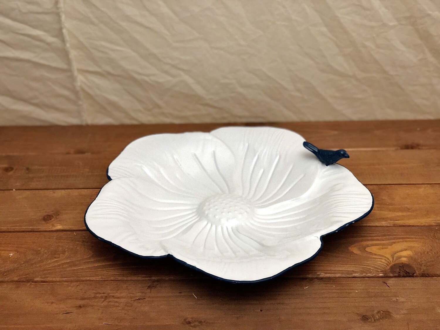 Blue/White Enml Flower Tray - Lg