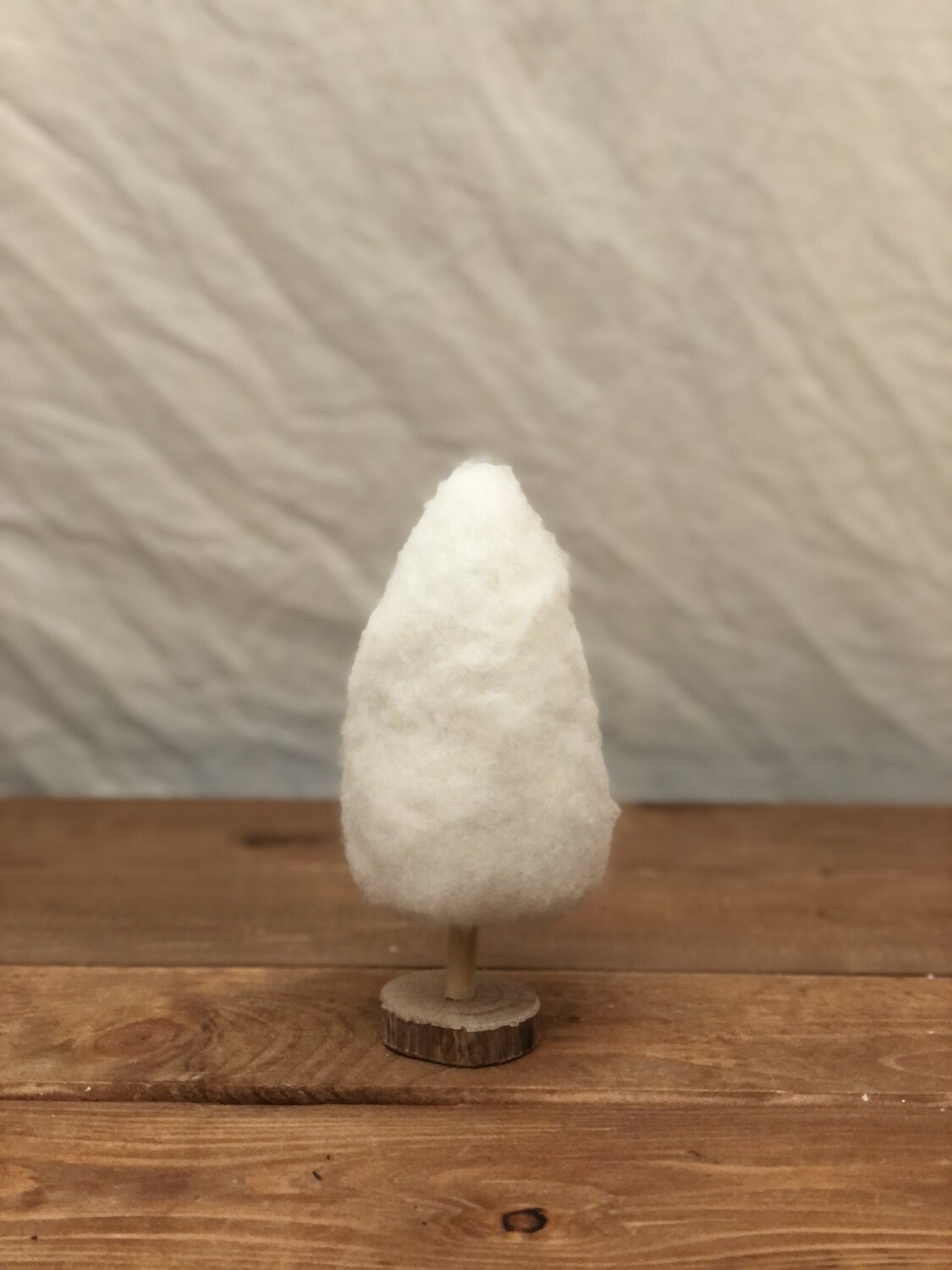 White Wool Tree - Sm White Wool Tree - Sm