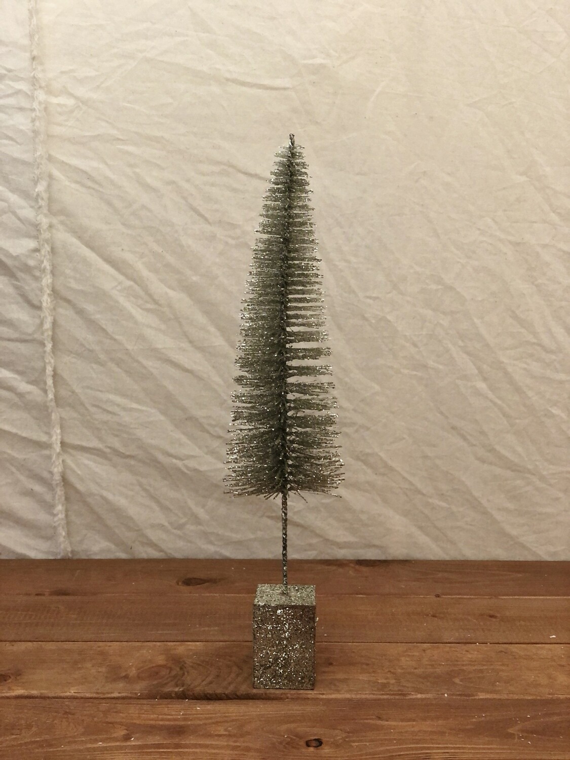 Lt Green Bristle Tree - Sm Lt Green Bristle Tree - Sm