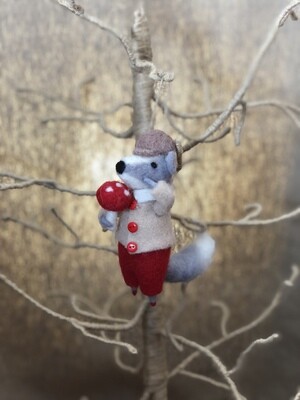 Felt Woodland Badger w/Tan Coat Ornament