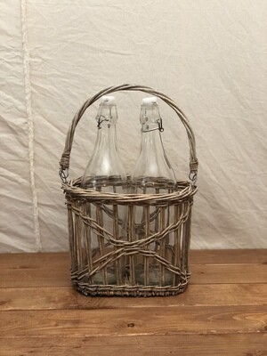 Natural Willow Basket w/2 Bottles