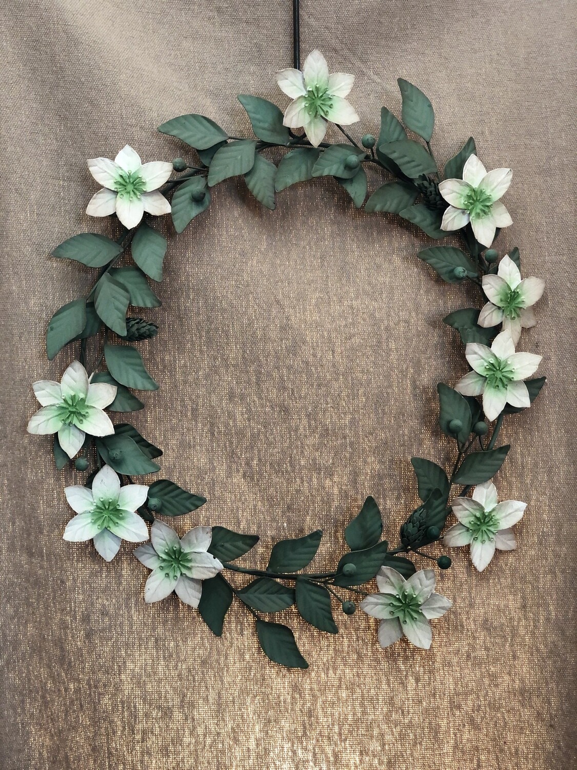 Lt Green Metal Wreath Lt Green Metal Wreath