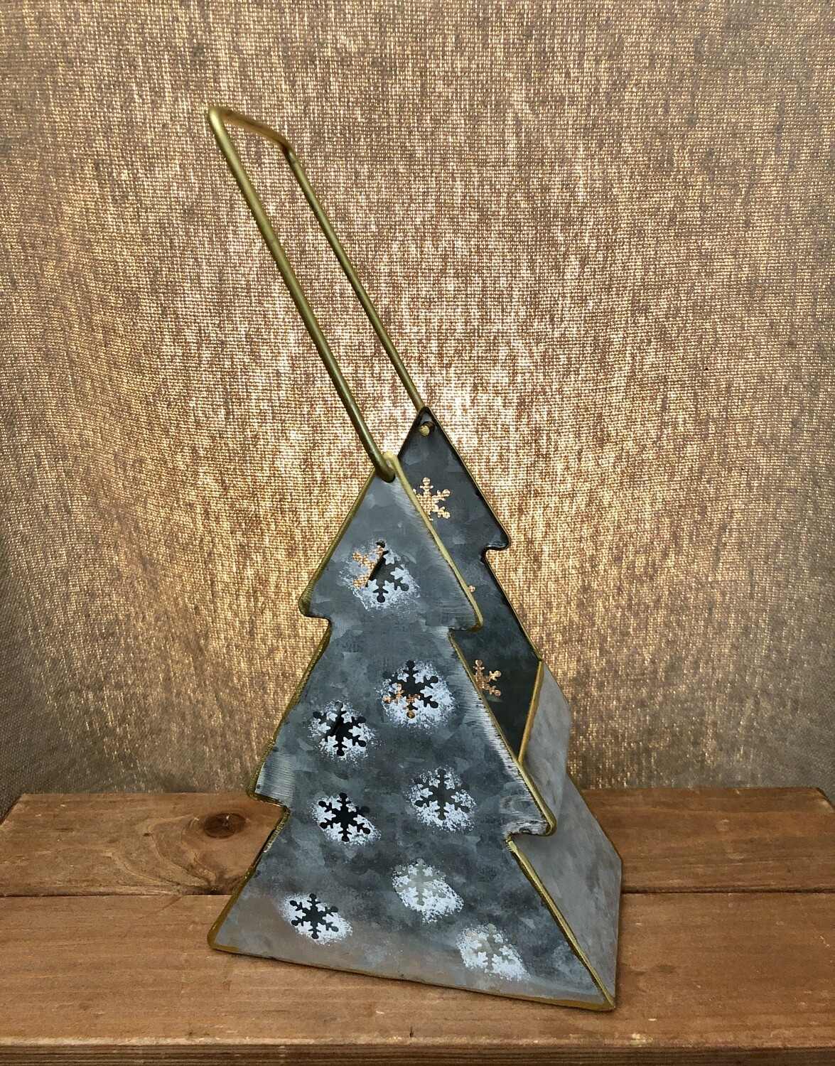 Galvanized Christmas Tree w/Snowflakes Sm