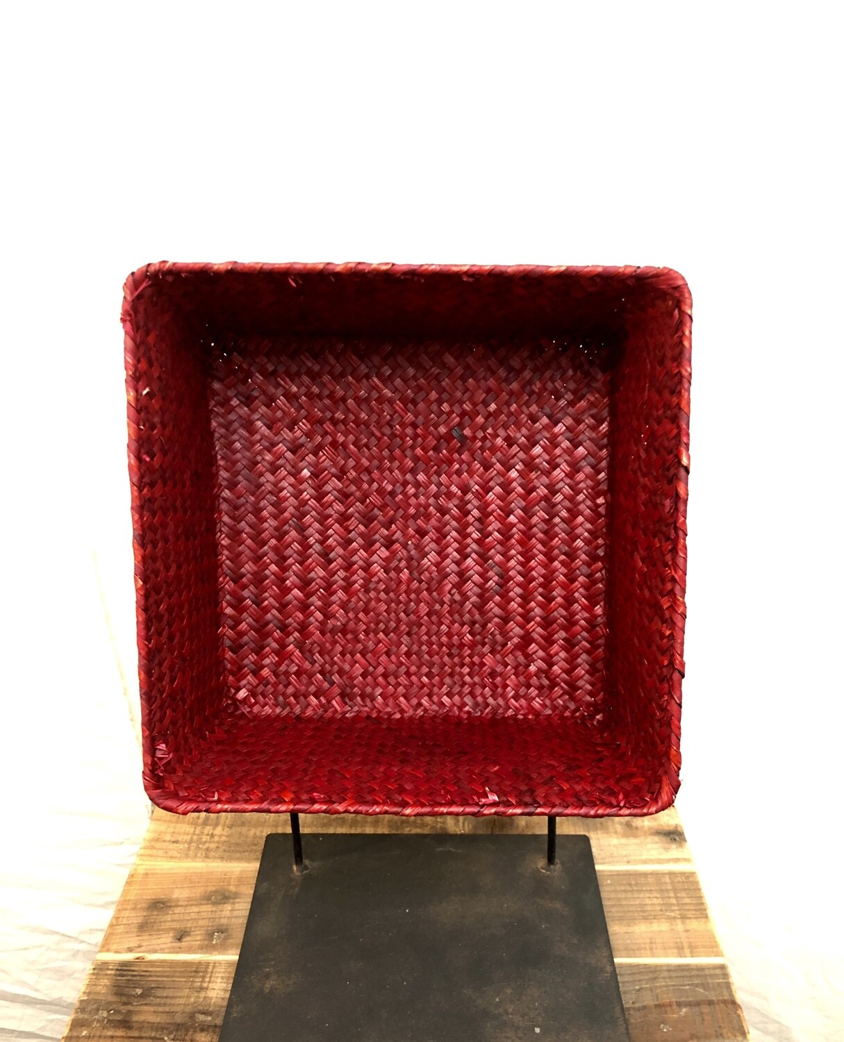 Square Seagrass Tray Red Lg