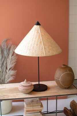 Table Lamp w/Rattan Shade