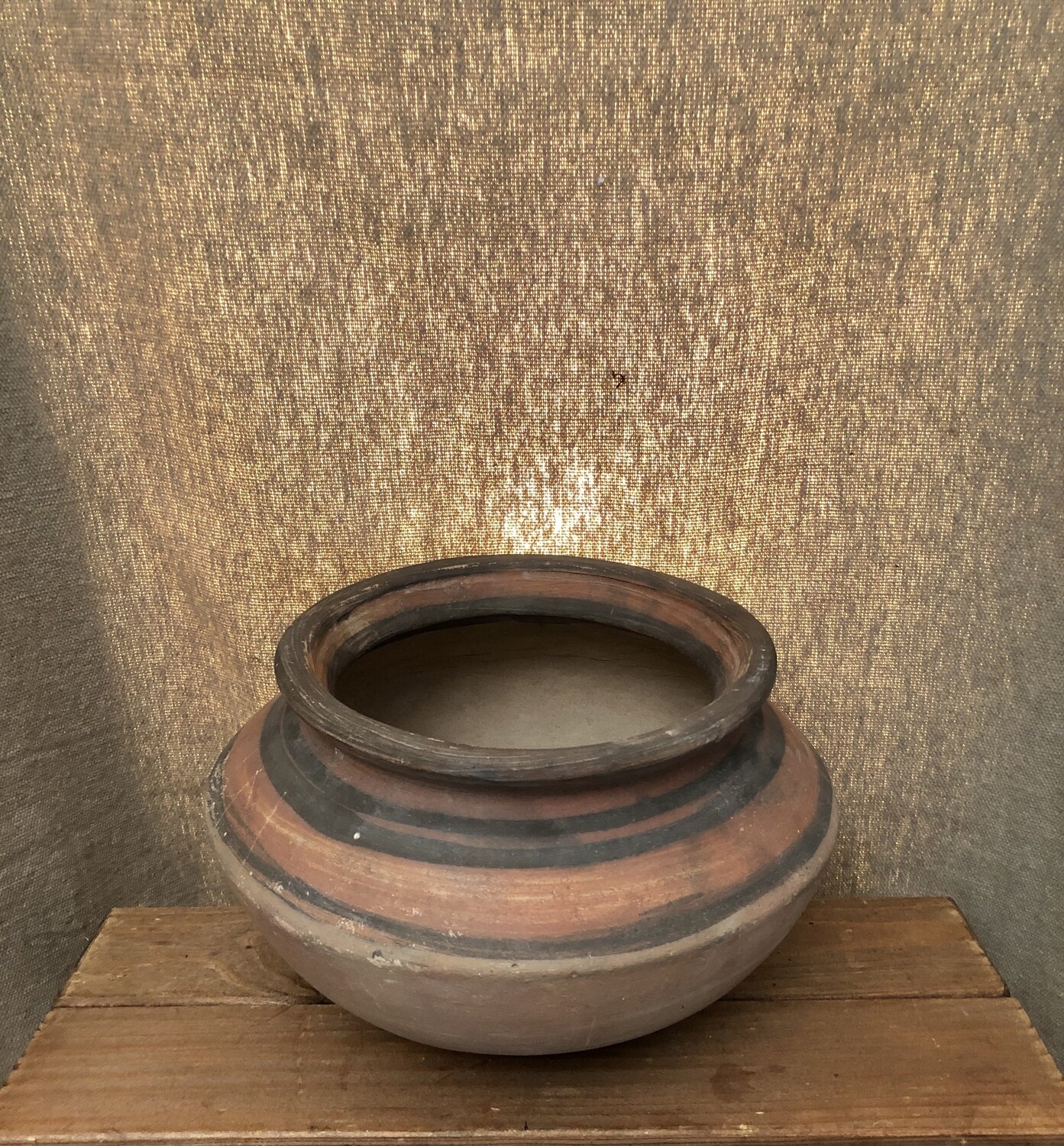 Natural Clay Urn - Lg I