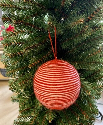 Rope Ball Ornament RE/WH 5&quot;