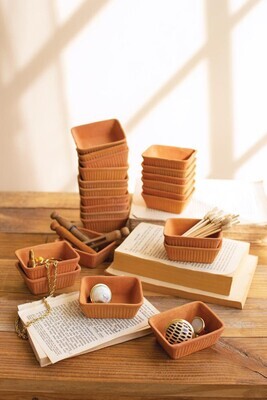 S/6 Natural Clay Accessory Dishes
