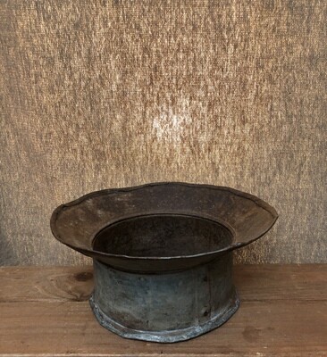 Antique Rustic Metal Bowl - Sm
