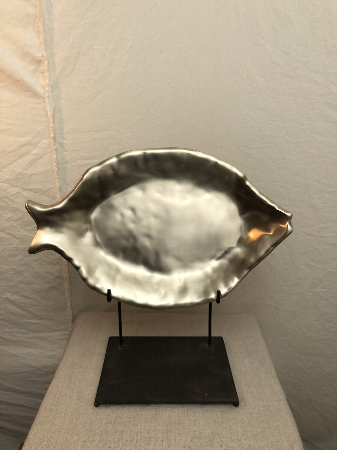 Sierra Modern Triton Fish Platter Med