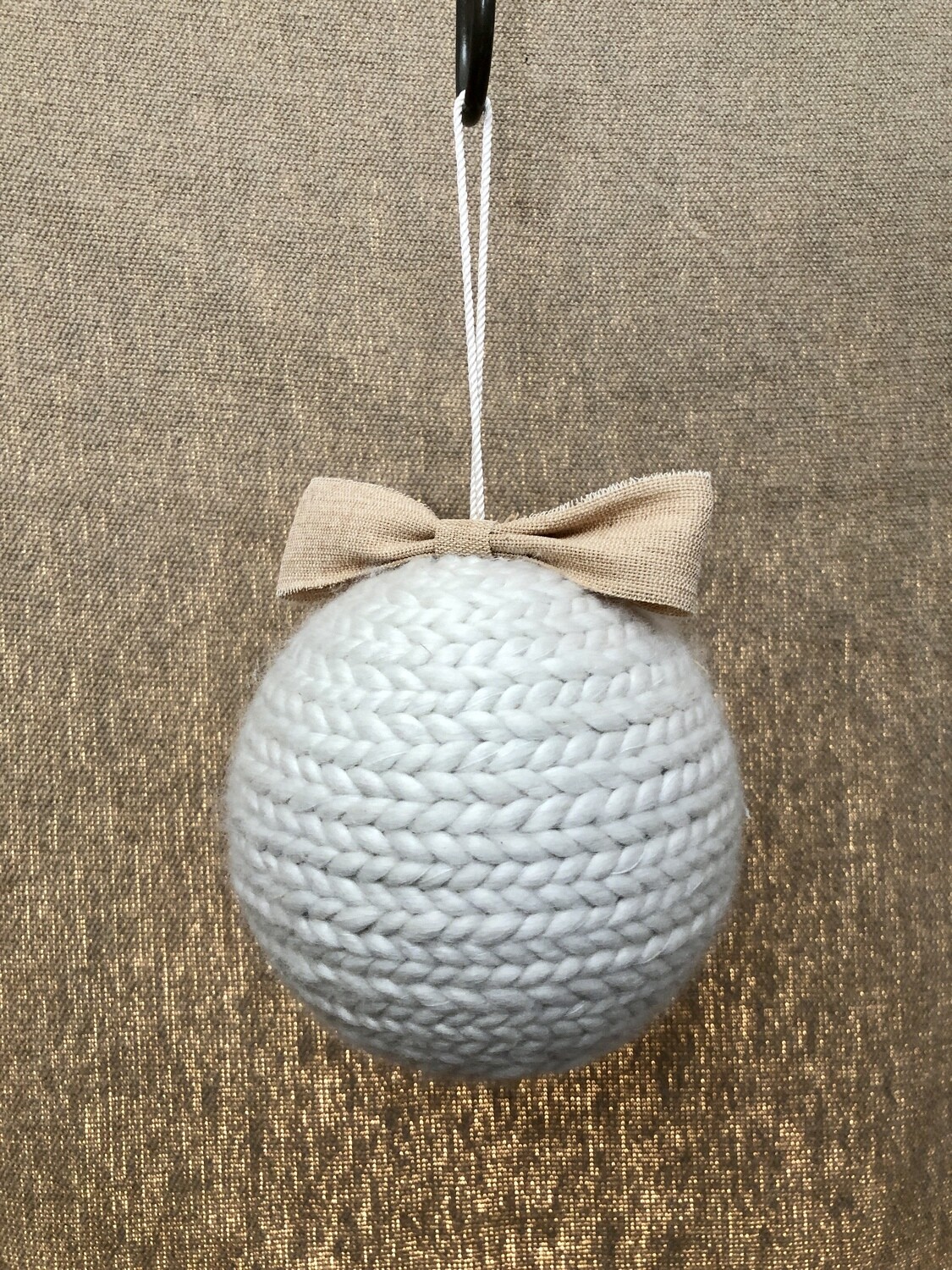Braided Yarn Ball Ornament w/Bow White 5&quot;